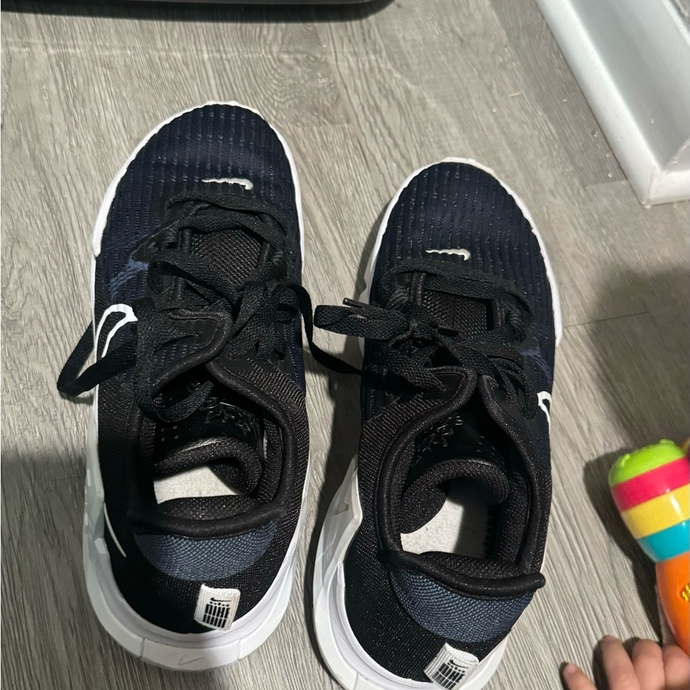 Nike lebron James basket ball shoes